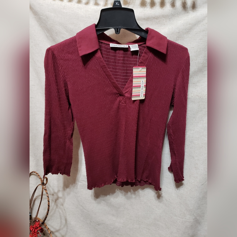 One Step Up Burgundy Collar Y2K Top Medium NWT